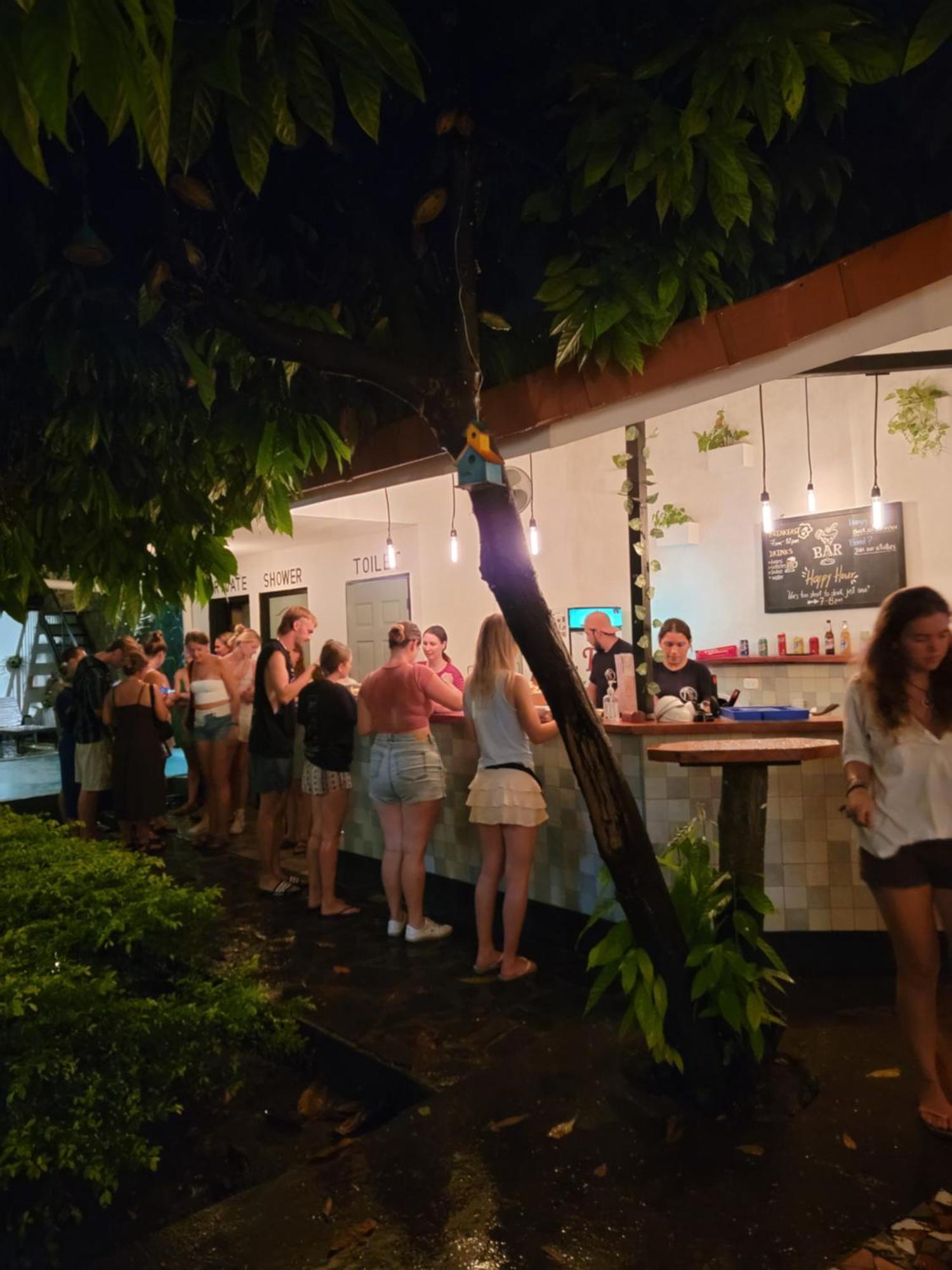 Poco A Poco Hostel León المظهر الخارجي الصورة